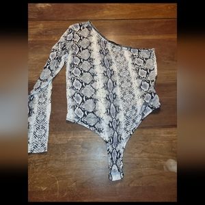 Pretty little thing body suit